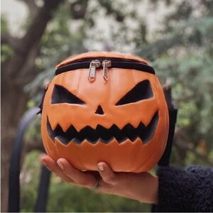 La Femme En Noir Sleepy Hollow Bag